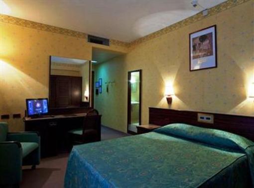 фото отеля Leonardo Da Vinci Hotel Sassari
