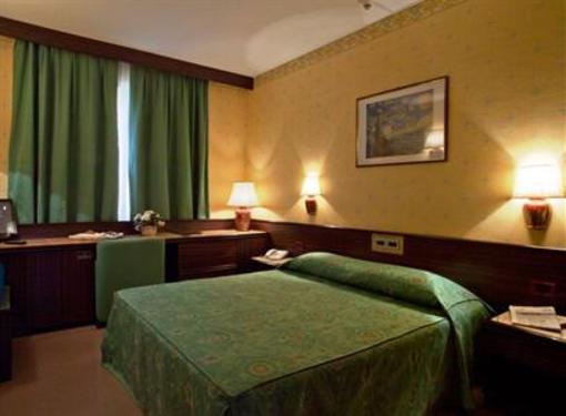 фото отеля Leonardo Da Vinci Hotel Sassari