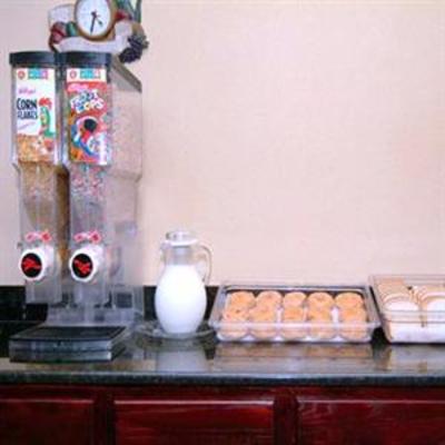 фото отеля Travel Inn Florence (South Carolina)