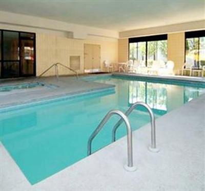 фото отеля Travel Inn Florence (South Carolina)