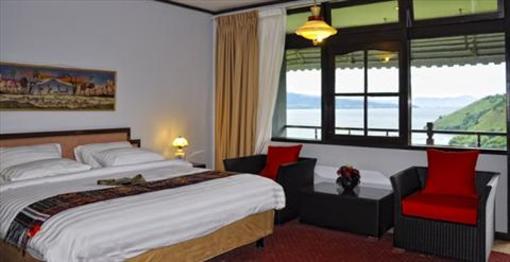 фото отеля Patra Parapat Lake Resort Sumatera Utara