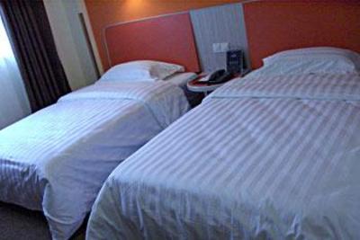 фото отеля Motel 168 (Chengdu Jiuyanqiao)