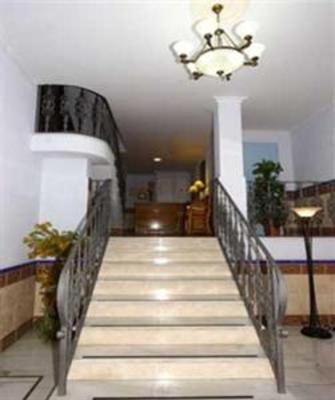фото отеля Apartamentos Niña De Oro 21