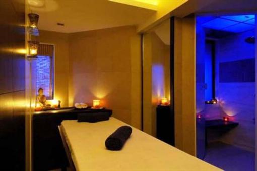 фото отеля Ramee Guestline Hotel, Juhu