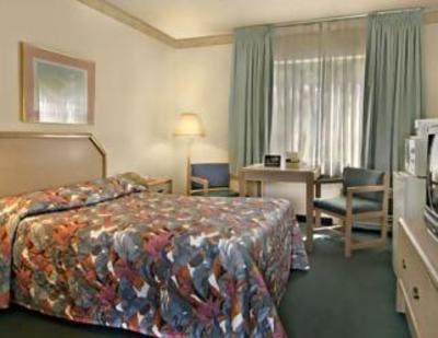 фото отеля Travelodge of Santa Clarita