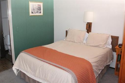 фото отеля Jim Butler Inn and Suites Tonopah