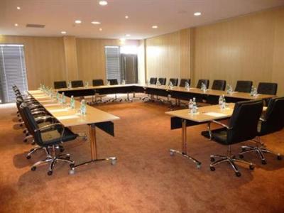фото отеля Clarion Suites Senart Paris Sud