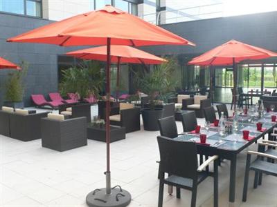 фото отеля Clarion Suites Senart Paris Sud