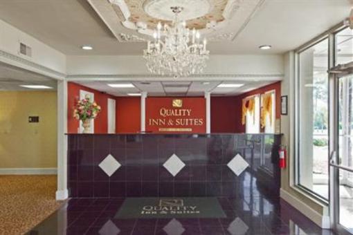 фото отеля Quality Inn & Suites Walterboro