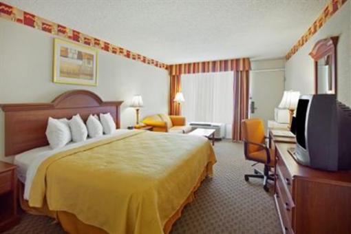 фото отеля Quality Inn & Suites Walterboro
