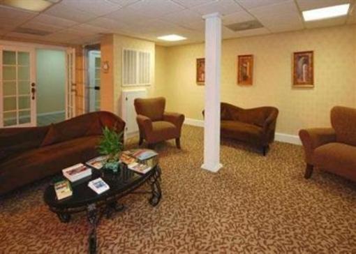 фото отеля Quality Inn & Suites Walterboro