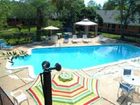 фото отеля Houma S Red Carpet Inn