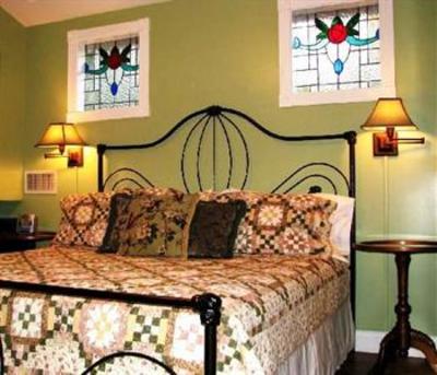 фото отеля White Oak Manor Bed & Breakfast