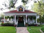 фото отеля White Oak Manor Bed & Breakfast