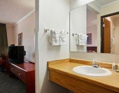 фото отеля Travelodge Glenview