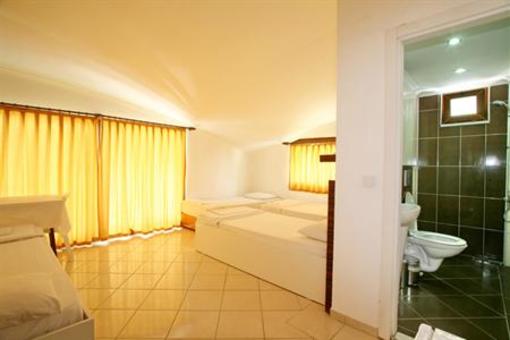 фото отеля Hakan Aile Pansiyonu Alanya