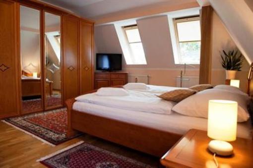 фото отеля Hotel Karpatsky Dvor