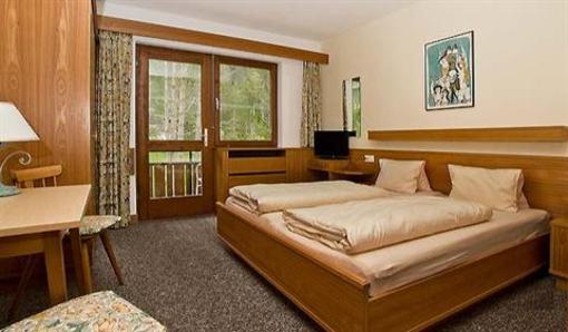 фото отеля Hotel Pension Schweizerhof Leutasch