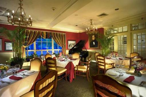 фото отеля Hawthorne Hotel