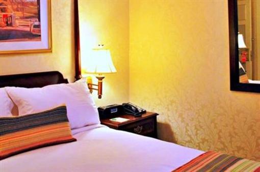 фото отеля Hawthorne Hotel