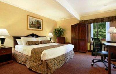 фото отеля BEST WESTERN of Lake George