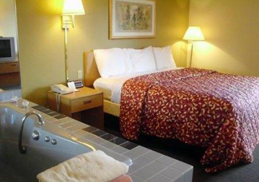 фото отеля Econo Lodge River Falls