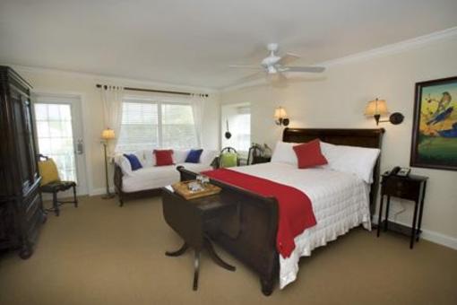 фото отеля The Caribbean Court Boutique Hotel