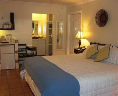 фото отеля The Caribbean Court Boutique Hotel