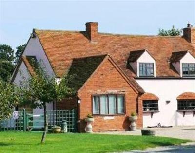 фото отеля Pheasant Suites