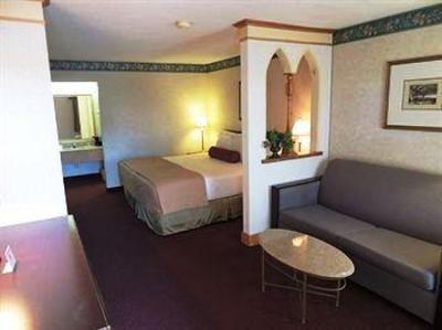 фото отеля Guesthouse Inn & Suites Gainesville (Georgia)