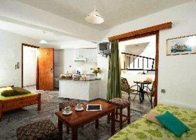 фото отеля Artemis Apartments Gouves