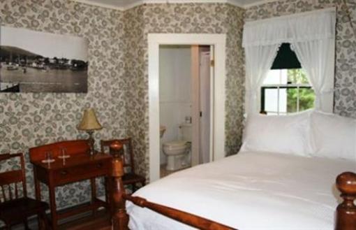 фото отеля Whitehall Inn