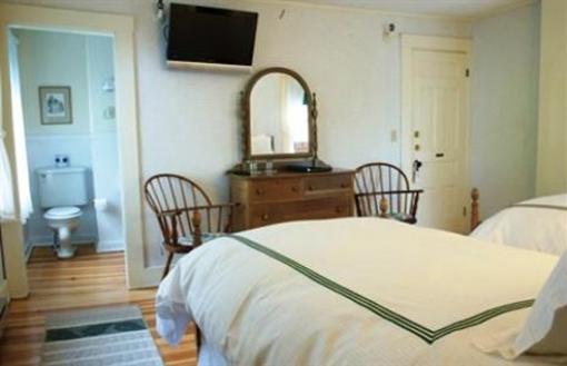 фото отеля Whitehall Inn
