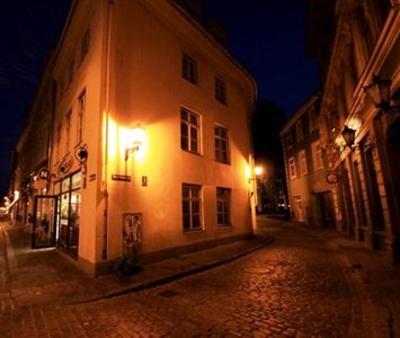фото отеля Argonaut & The Naughty Squirrel Backpackers Hostel Hotel Riga