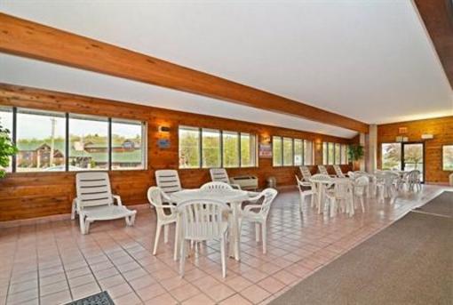 фото отеля Best Western Ambassador Inn & Suites