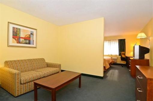 фото отеля Best Western Ambassador Inn & Suites