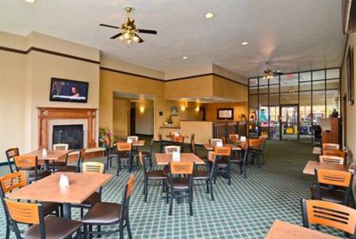 фото отеля Best Western Ambassador Inn & Suites