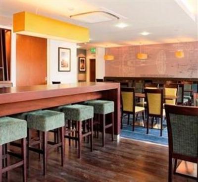 фото отеля Holiday Inn Express Cambridge Duxford M11 Jct 10