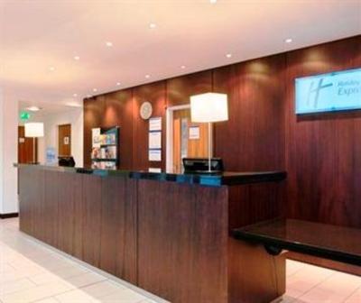 фото отеля Holiday Inn Express Cambridge Duxford M11 Jct 10
