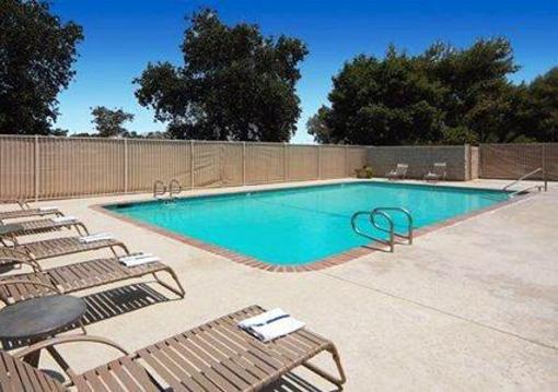 фото отеля Comfort Inn and Suites Visalia