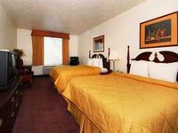 Comfort Inn and Suites Visalia