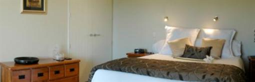 фото отеля Riverview Terrace Luxury Bed & Breakfast Wanaka