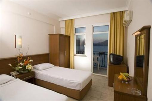 фото отеля Bliss Beach Hotel