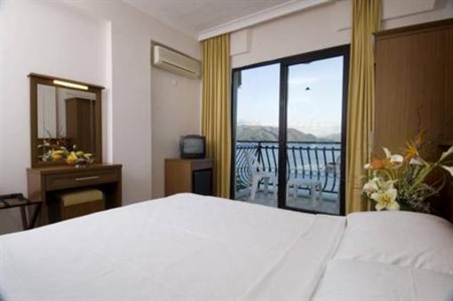 фото отеля Bliss Beach Hotel