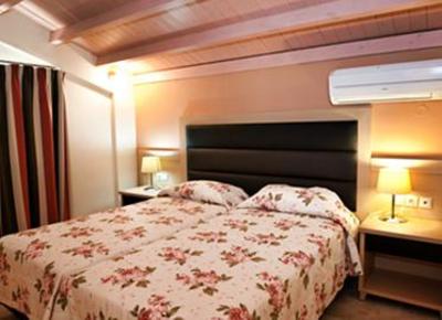 фото отеля Pilot's Villas Luxury Suites Hersonissos