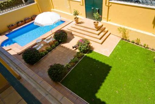 фото отеля Villa Lorena Malaga