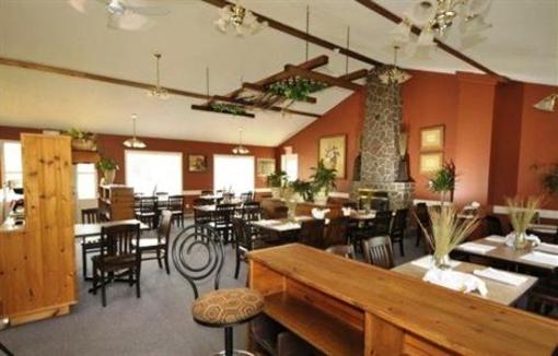 фото отеля Spring Lake Resort Motel and Restaurant