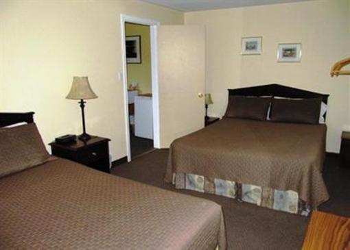 фото отеля Spring Lake Resort Motel and Restaurant