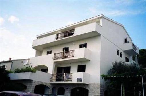 фото отеля Apartments Rogosic
