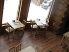 фото отеля HI-Golden Hostel Kicking Horse River Lodge
